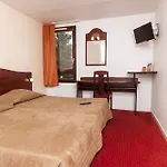 Szálloda Brit Arras 2*