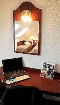Brit Hotel