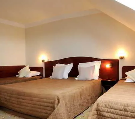 Hotel Brit 2*