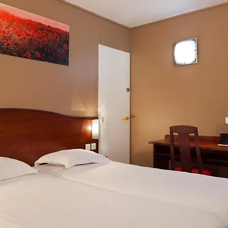Brit Hotel Arras